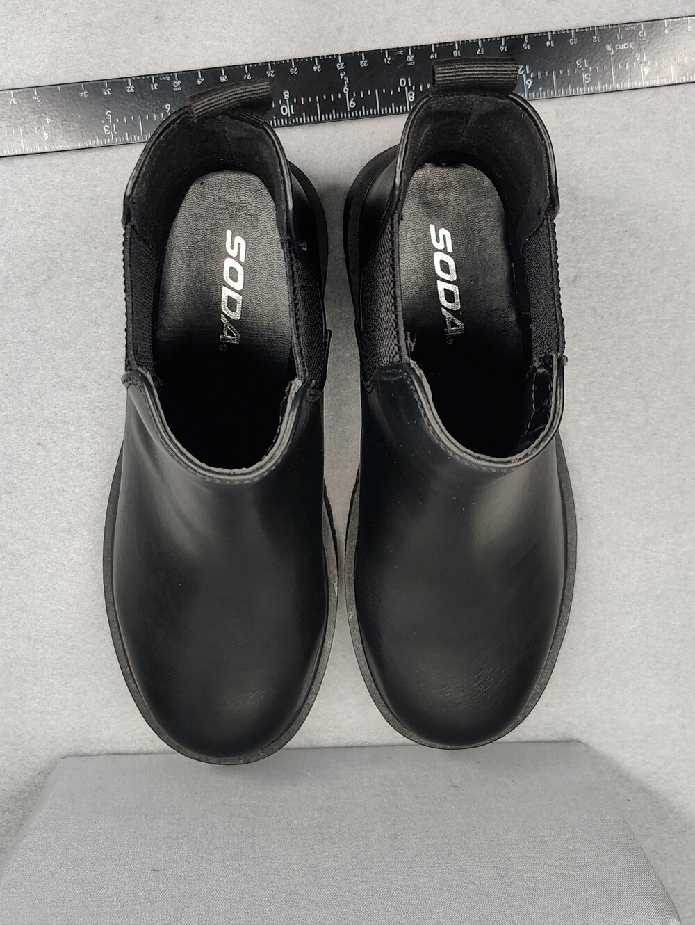 Brand New Soda Size 6 1/2 Women's Booties - Picture 4 of 6